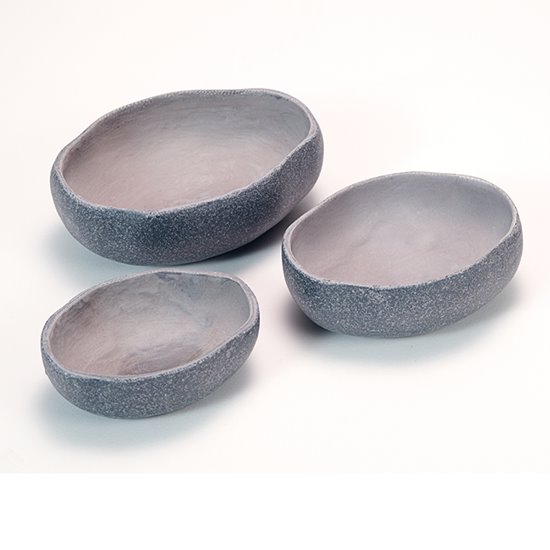 Beautiful nesting bowls that just beg to be handled and fit comfortably into small hands