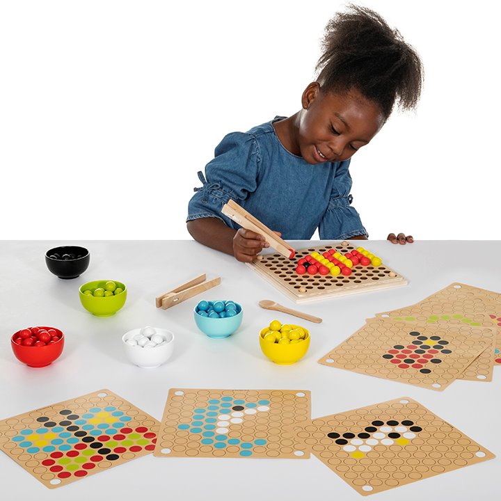 Wooden Fine Motor Pattern Balls - Early Years Direct