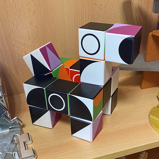 Magnetic building cubes - 3D dog