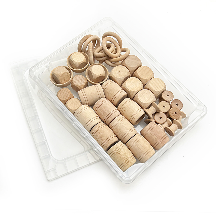 Platic tray with wooden loose parts