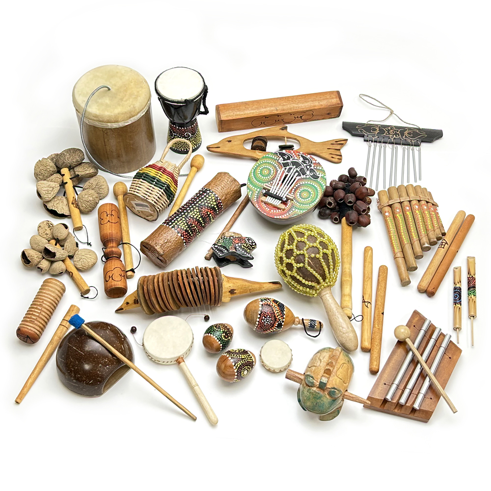 Set of 30 ethnic instruments