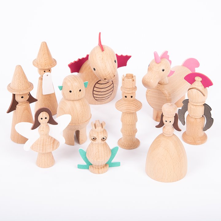 10 wooden characters