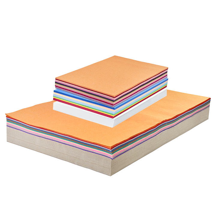1200 sheets of A4 and A2 papers for early years art activities