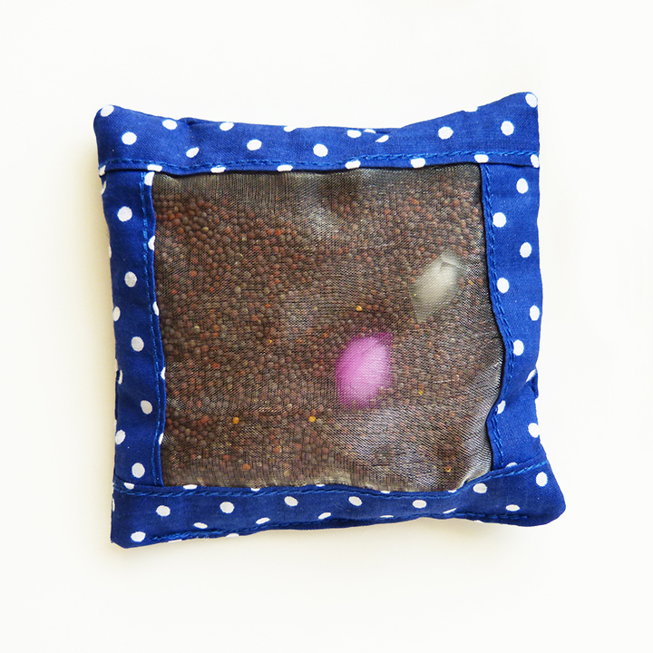 Different fillings tactile play