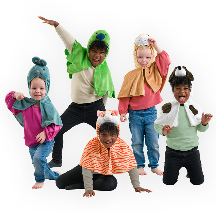 Set of 5 dressing-up capes