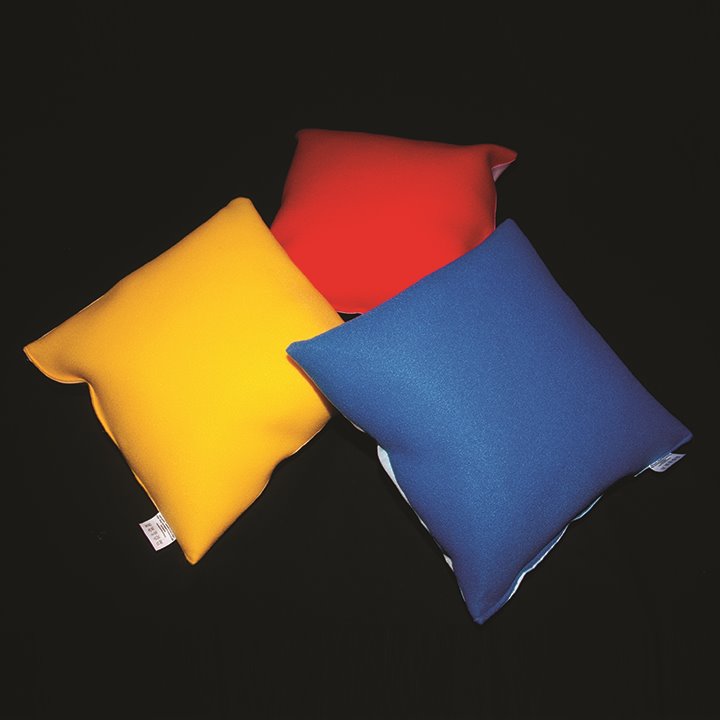 Set of 3 nylon cushions