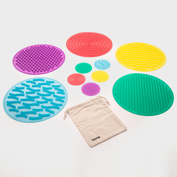 Set of 10 textured circles