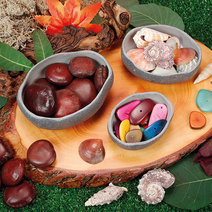 Beautiful nesting bowls that just beg to be handled and fit comfortably into small hands