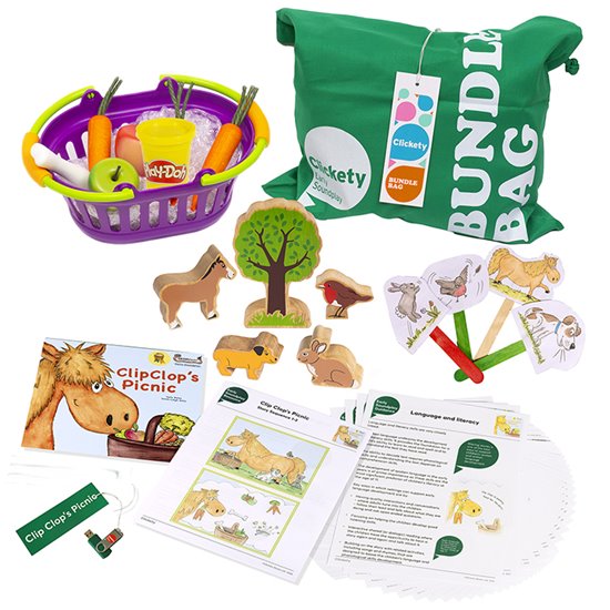 Wooden props and activities for early reading skills