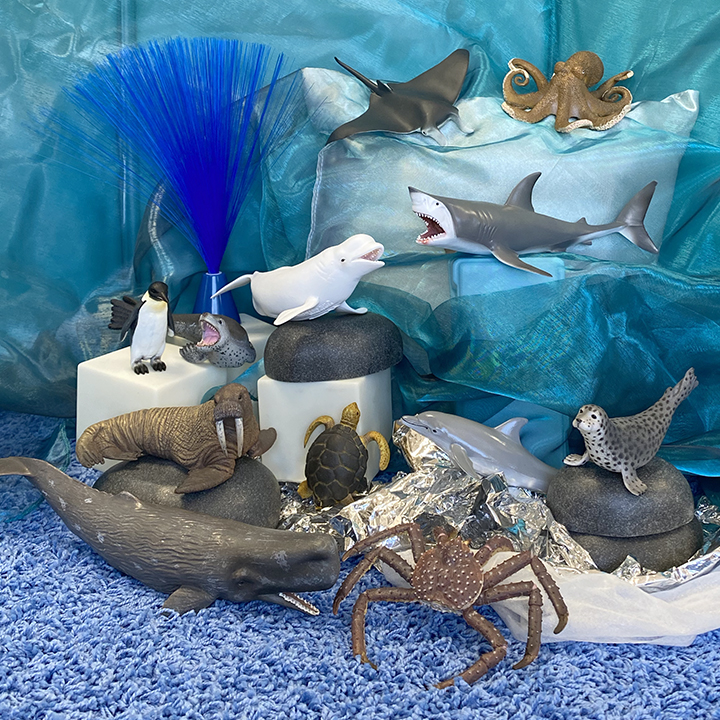 12 ocean creature figurines