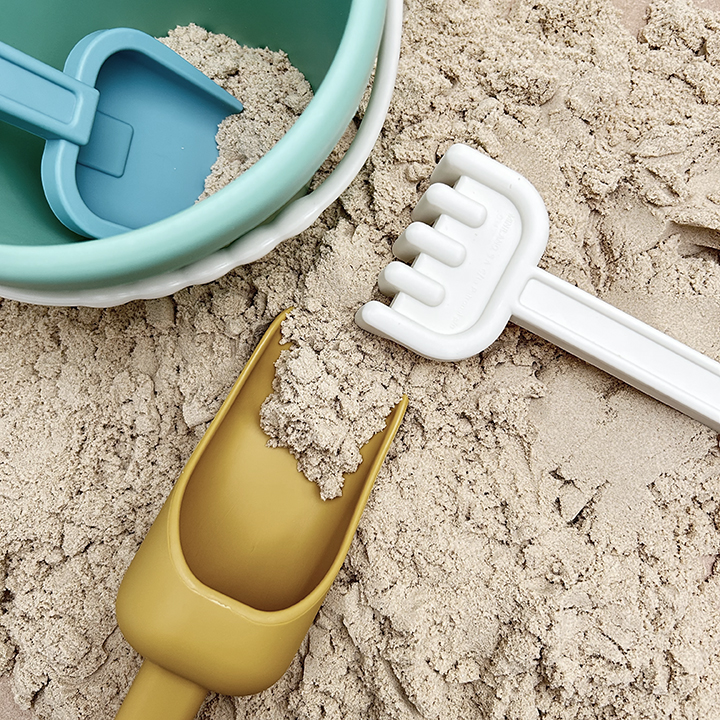 Eco tools for sand play