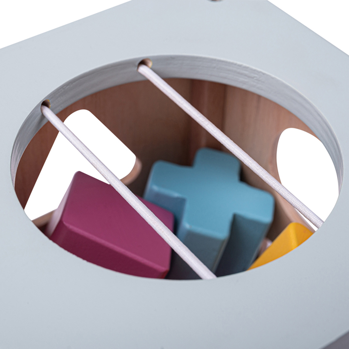 Easy access to the slotted shapes