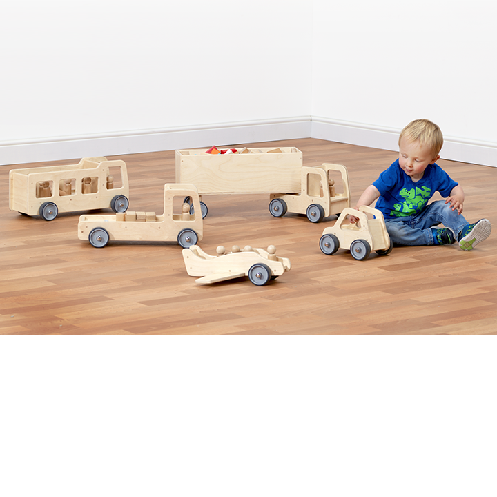Set of 5 wooden vehicles