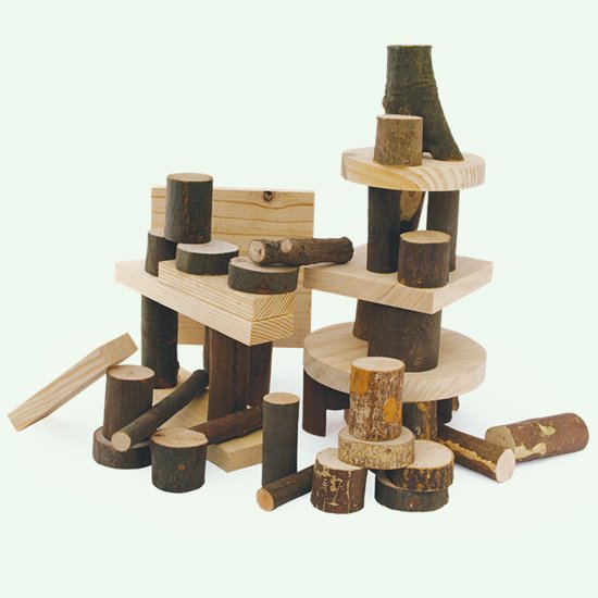 Make towers with the wood pieces