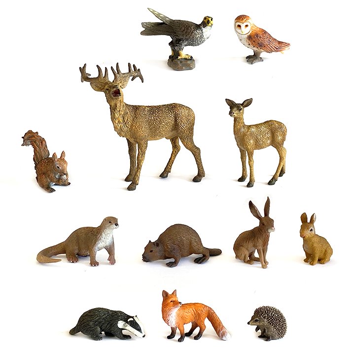 Set of 12 woodland figurines