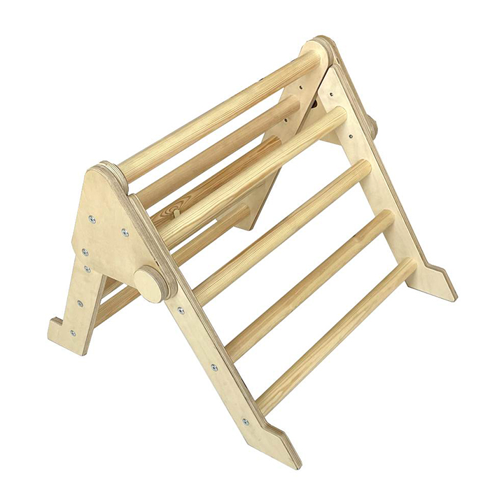 Pikler style triangle