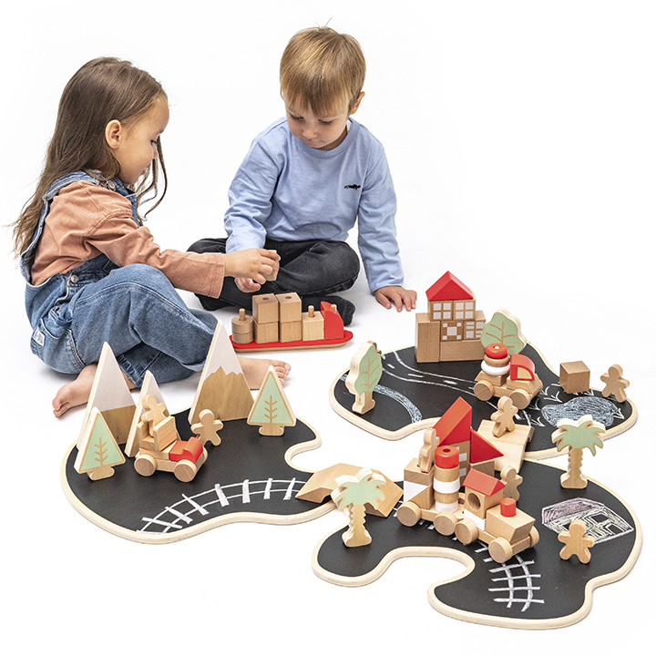 Small world play kit
