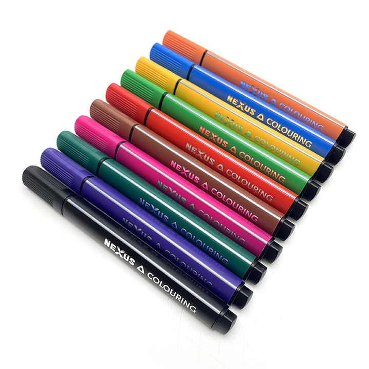 Bright triangular felt tip pens