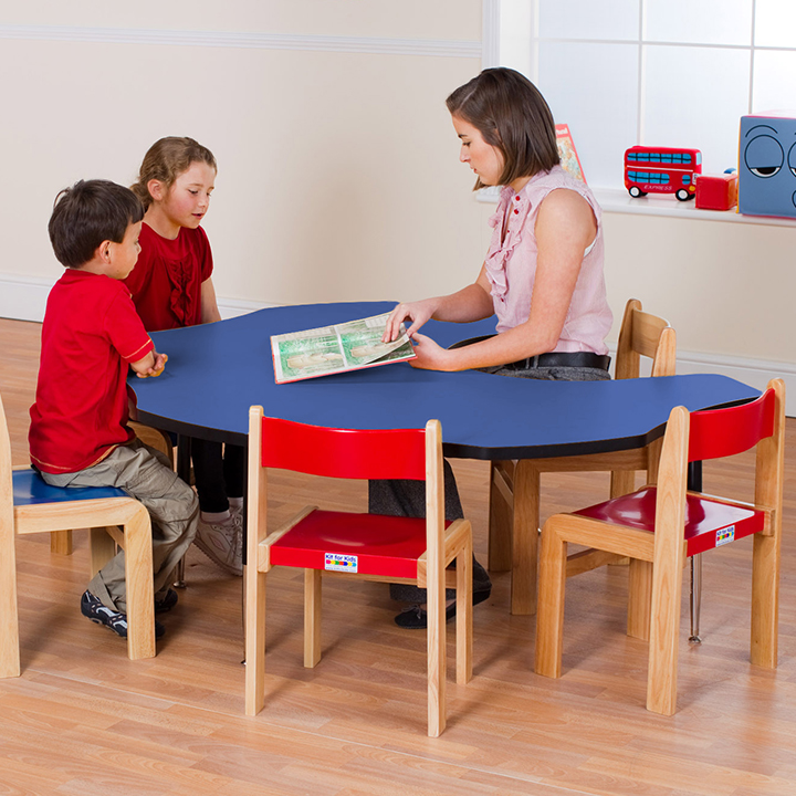 Blue teacher flower shaped table