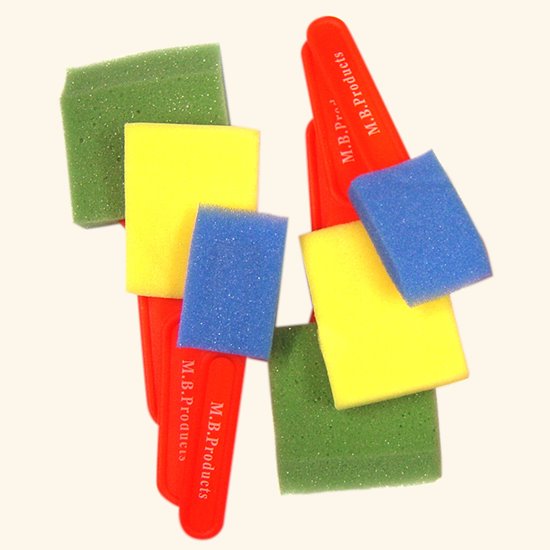 Set of 6 foam brushes in a range of colours and sizes