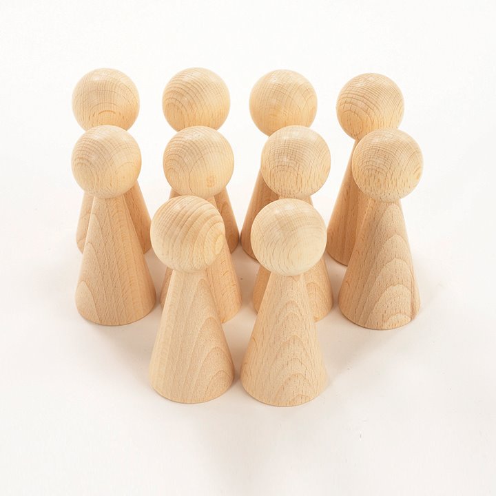 Set of 10 beech wood conical figures