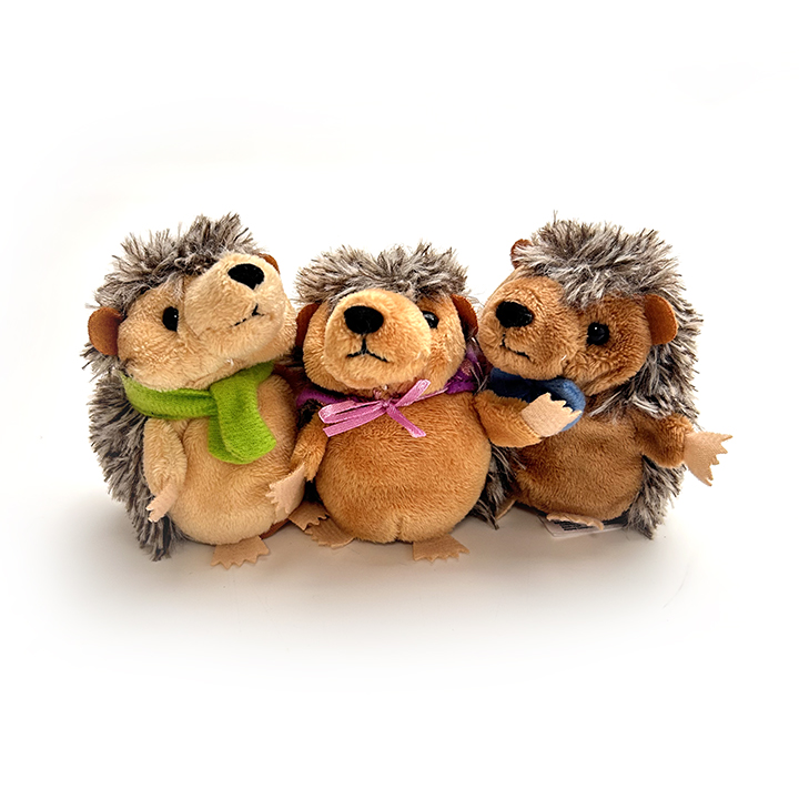 Finger puppet hedgehogs