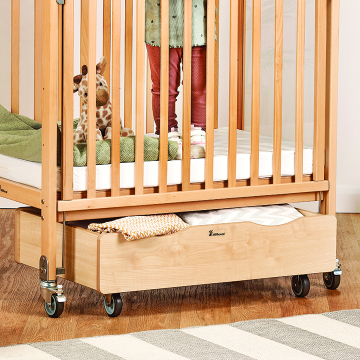 Low storage box on wheels