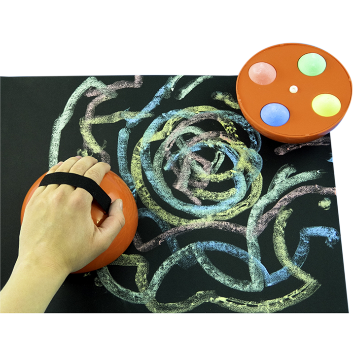 Plastic chalk holder and pattern maker