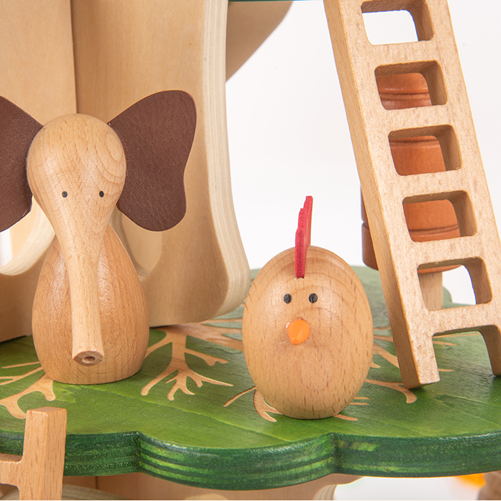 Treehouse ladder and characters