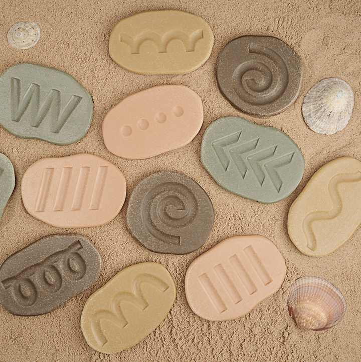 Set of 12 sensory stones