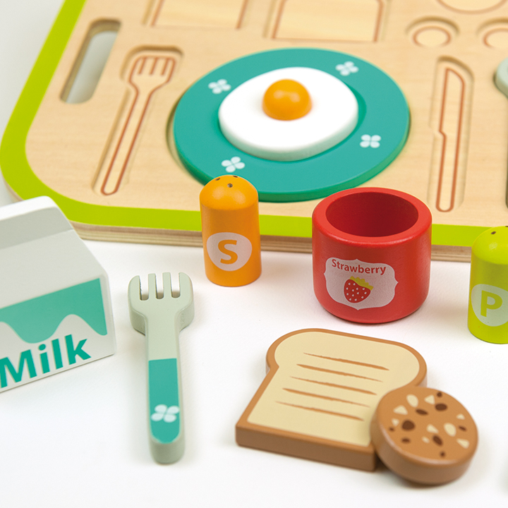 Breakfast food and accessories