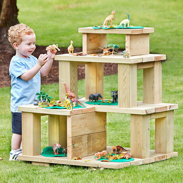 Outdoor play structure