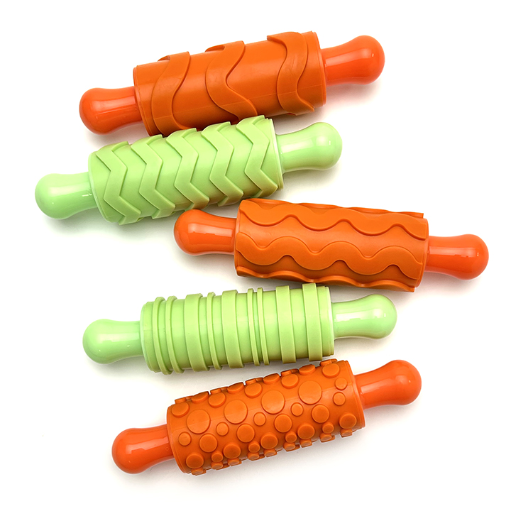 5 textured rolling pins