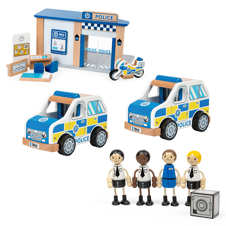 Small World Police Set