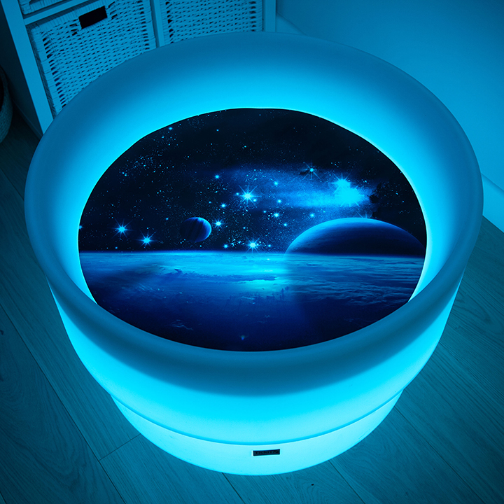 Light up table and mat