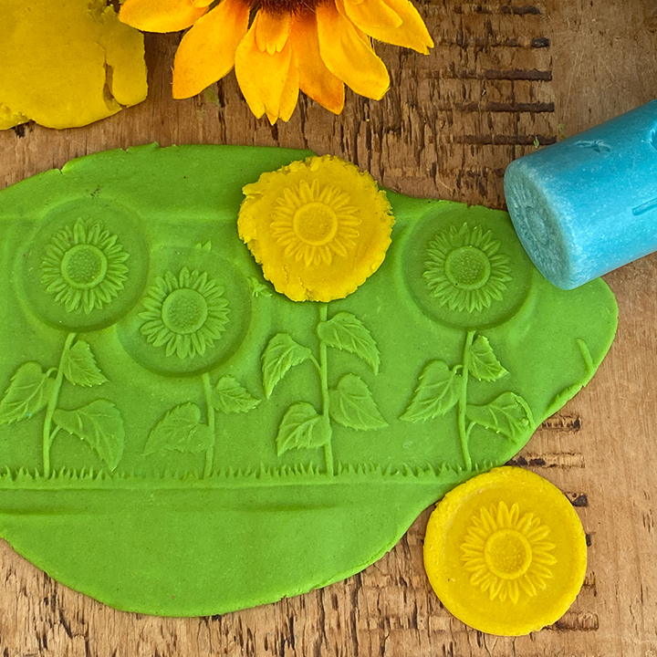 Summer roller and stamper