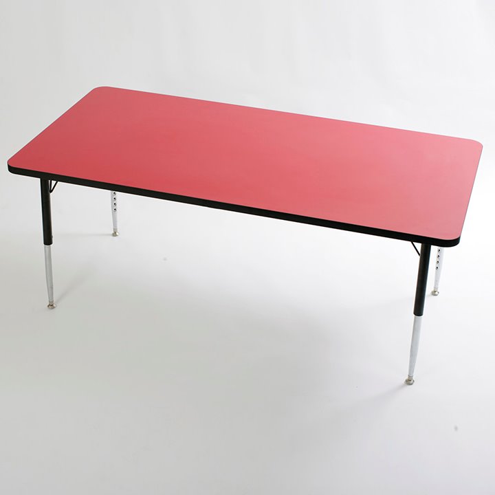 Red rectangle table