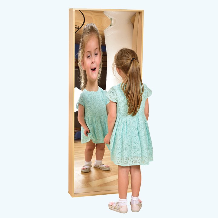 Individual crazy distorted mirror