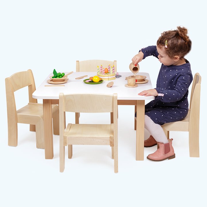 Role play Solid wood legs and hardwearing laminate top
