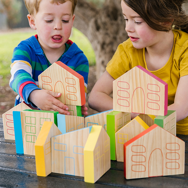 16 small world houses