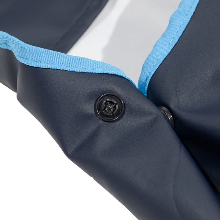 Press stud adjustabment on black dungarees