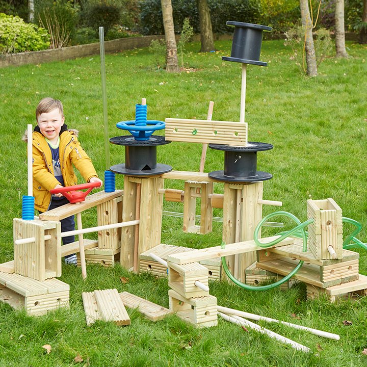 Blocks and planks for outdoors