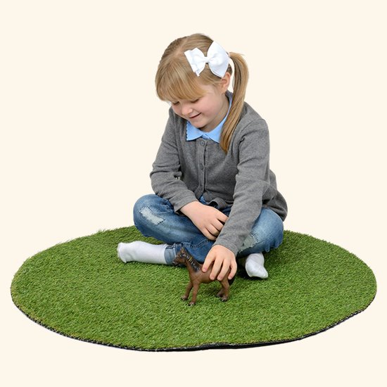 Circular artificial grass mat