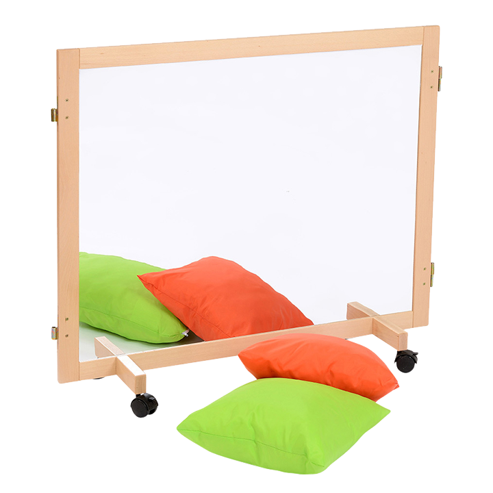 panels to divide up space and create interesting play surfaces.