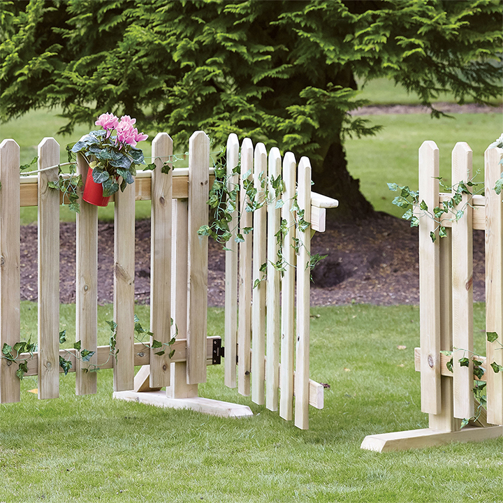 Wooden picket panel play