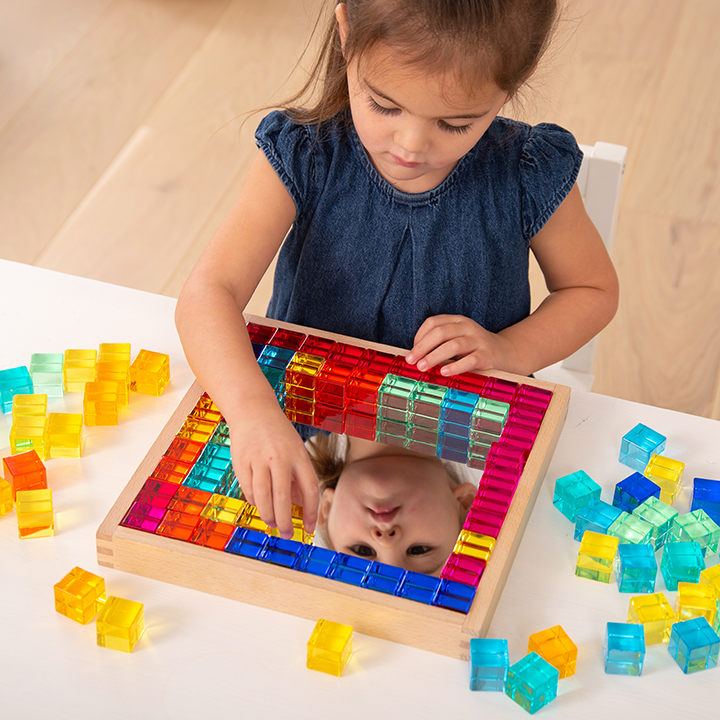 Tray with 100 gem blocks