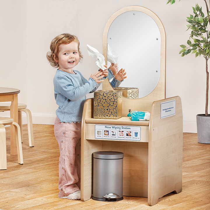 Nose blowing station