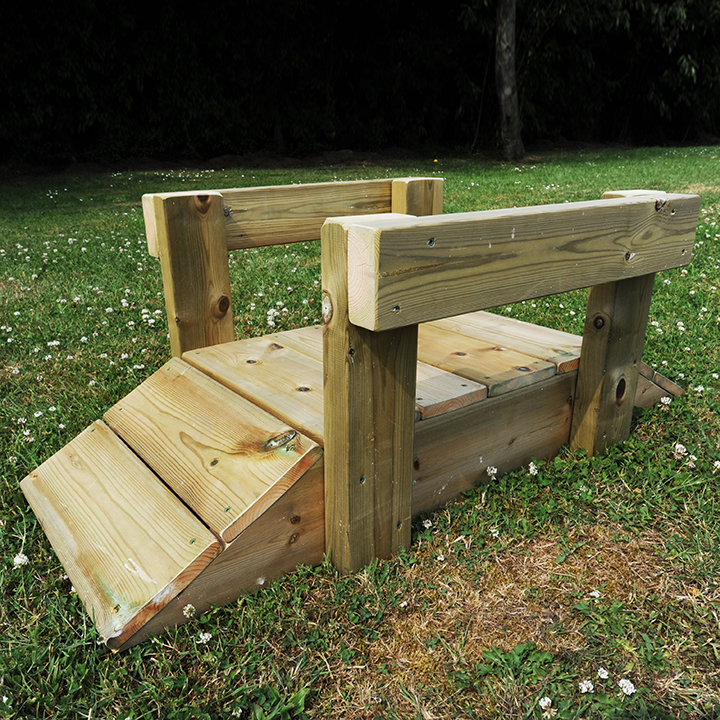 Outdoor play bridge